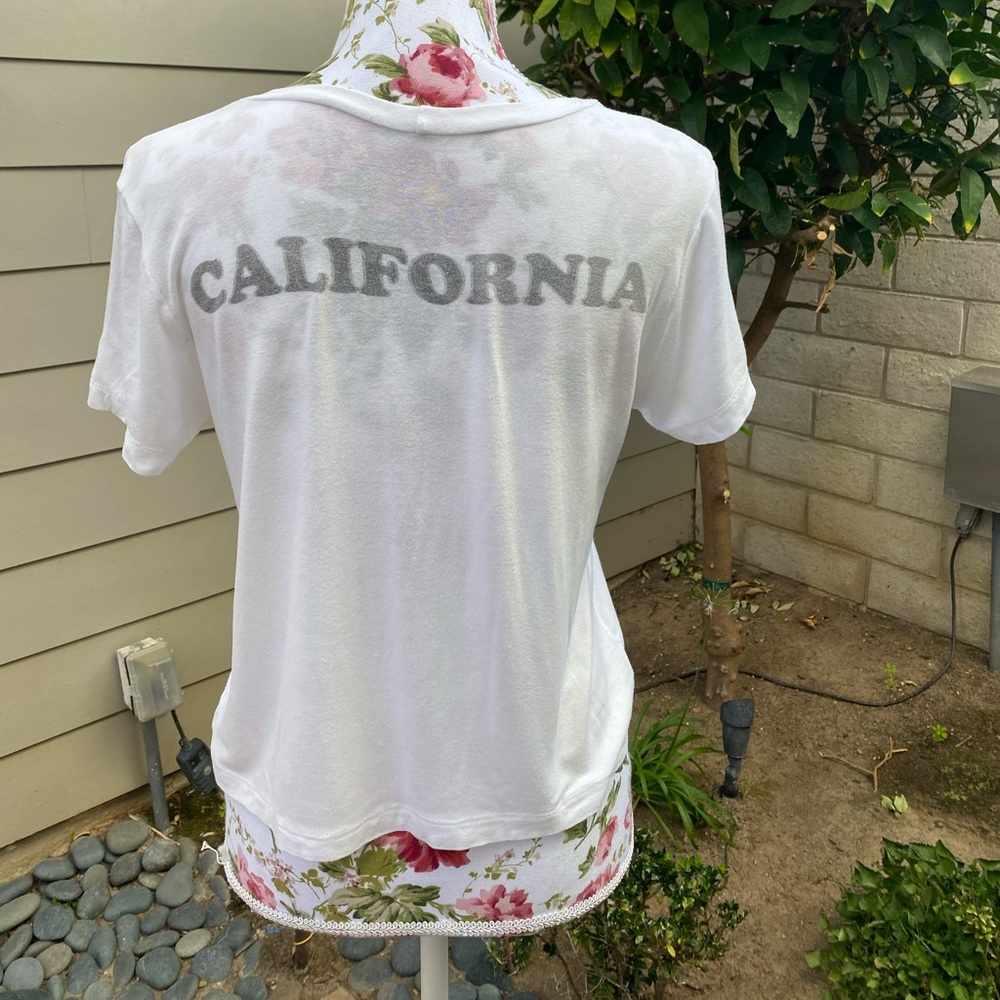Brandy Melville white T-shirt “CALIFORNIA”